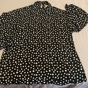 Ladies black and white dot blouse